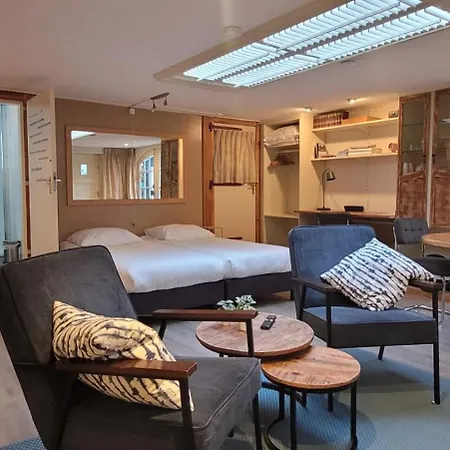 Apartment Blom *